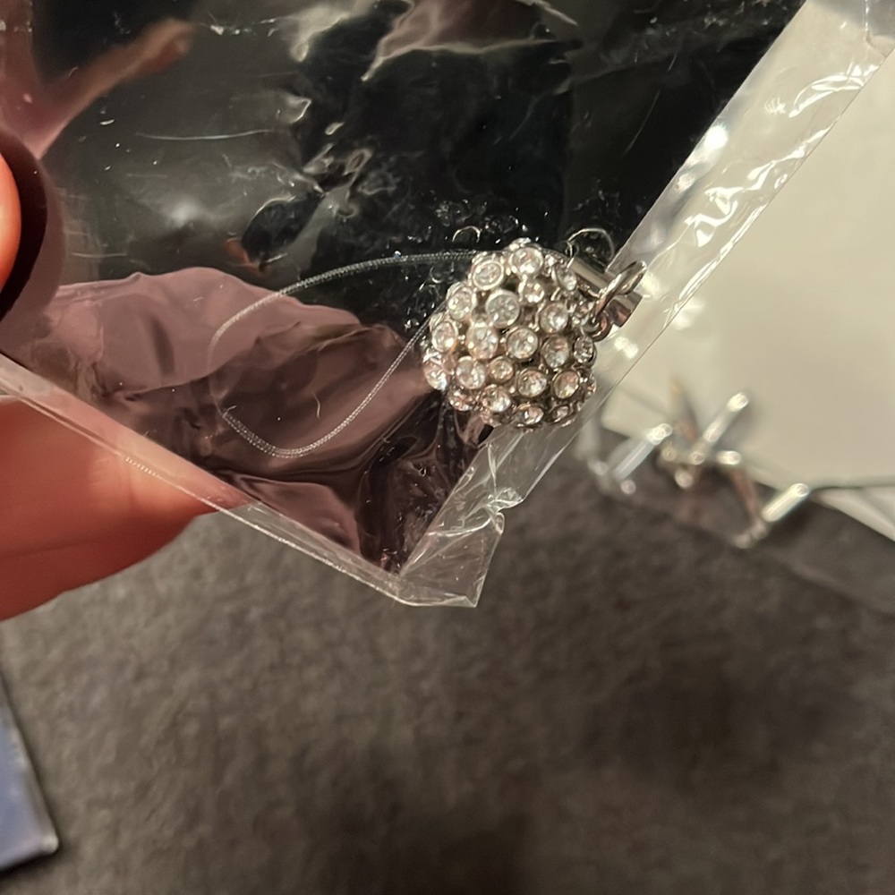 Multiple Phone Charms - Picture 5 of 6